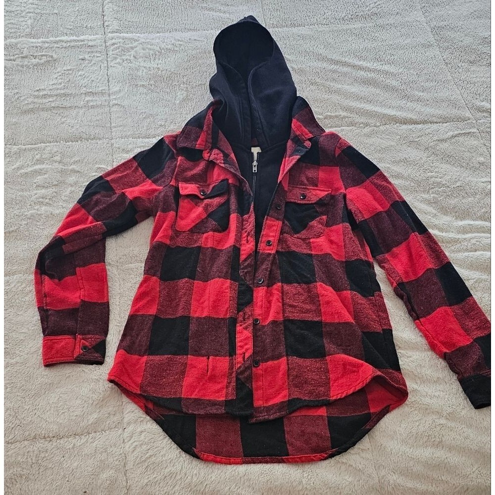 Ci Sono Red and Black Checkered Zipper/Button Hooded Fleece Hoodie. Large